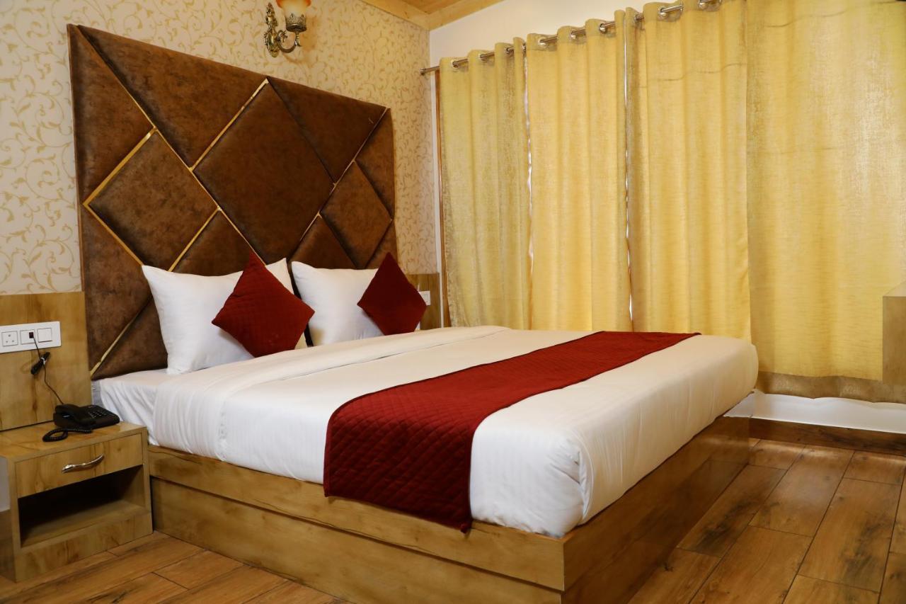 Dee Ess Residency Bed and Breakfast Shimla Buitenkant foto